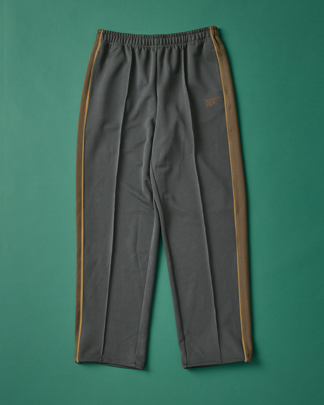 Reebok（リーボック）別注ジャージトラックパンツ DK.GRAY